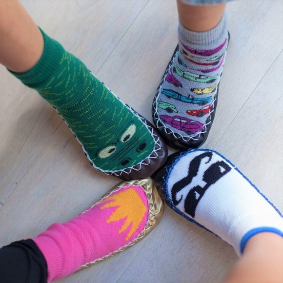 NWT Moccis Kids Shoes / Floor Slippers - Picture 10 of 13